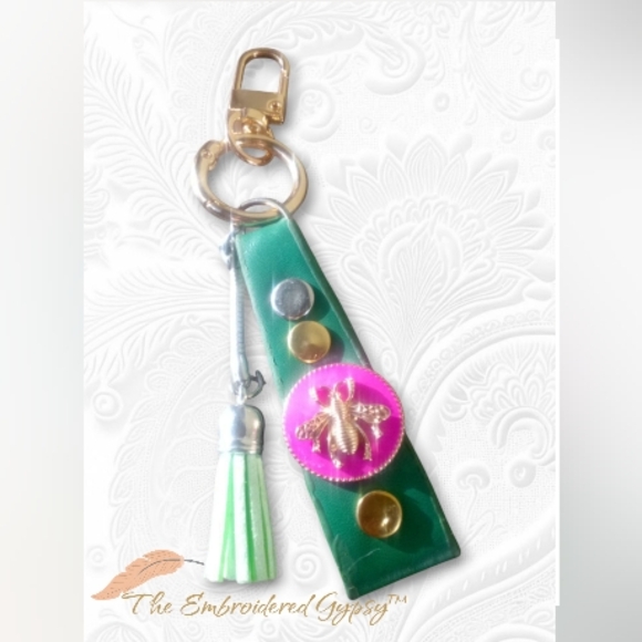 Green Gold Pink Bumblebee Tassel Embellished Keychain Key Holder - Picture 1 of 5